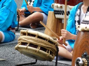 雛人形の 五人囃子 の楽器や持ち物 意味について紹介します 倉片人形